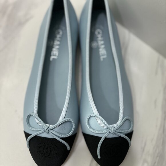 CHANEL Women's Black Blue Ballet Flats - Picture 1 of 11